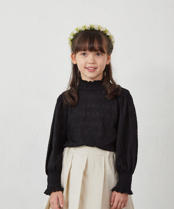 フラワーレースシャーリングカラープルオーバー