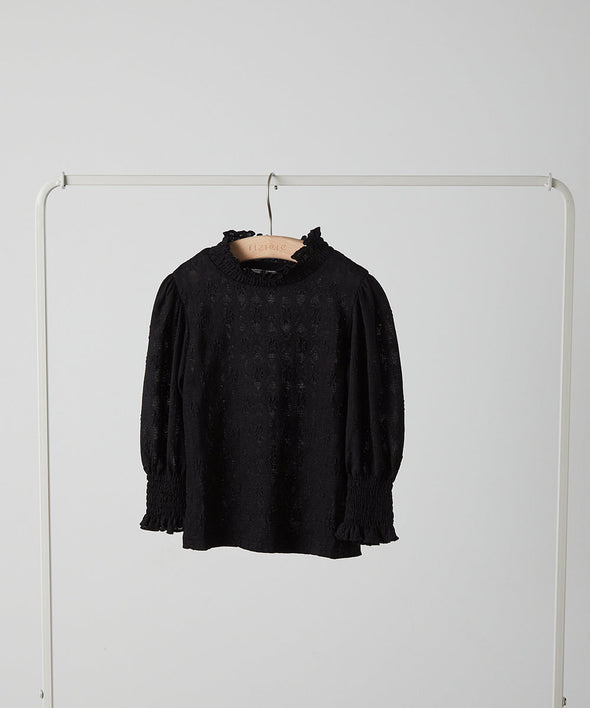 フラワーレースシャーリングカラープルオーバー