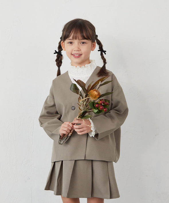 フラワーレースシャーリングカラープルオーバー