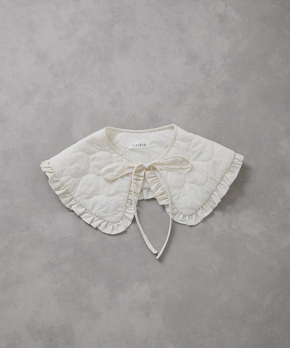 キルティングフリル付け衿