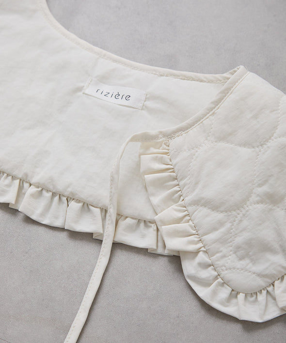 キルティングフリル付け衿