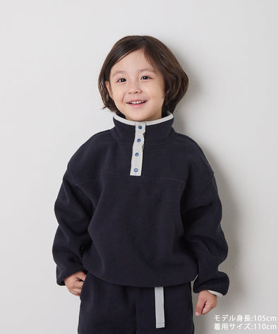 スナップボタンバイカラーフリースプルオーバー