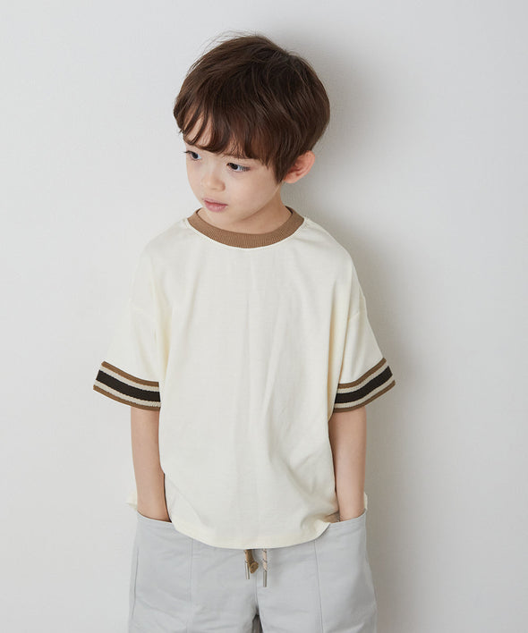 袖口ラインＴシャツ